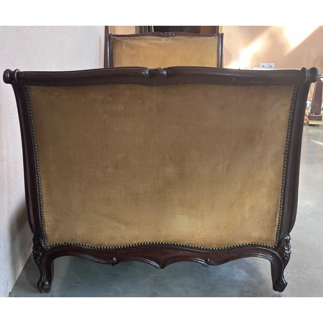 Late 19th Century 19th Century French Louis XV Period Carved Walnut Daybed For Sale - Image 5 of 12