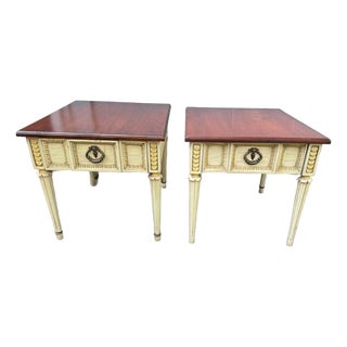 Late 20th Century Pair of American Martinsville MCM Hollywood Regency Accent Nightstands Side Tables For Sale