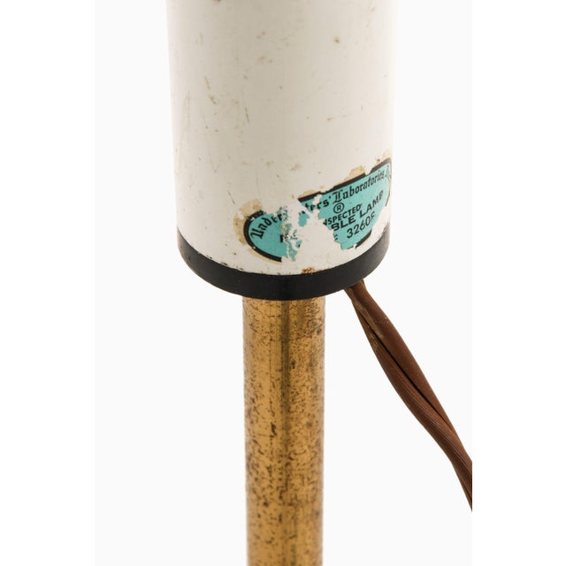 Floor Lamp in Brass and White Lacquered Metal, 1960s For Sale - Image 3 of 10