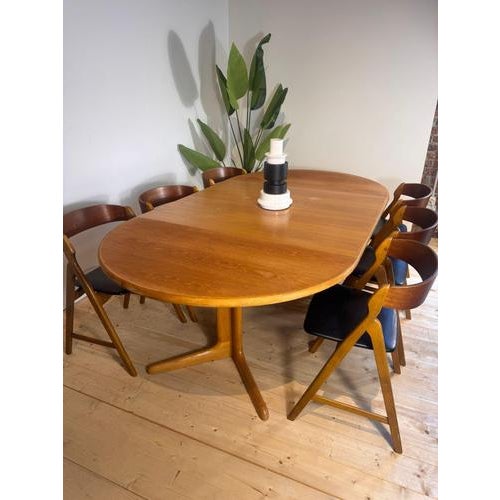 Vintage Round Teak Dining Table from Skovby Møbelfabrik, 1960s For Sale - Image 10 of 12
