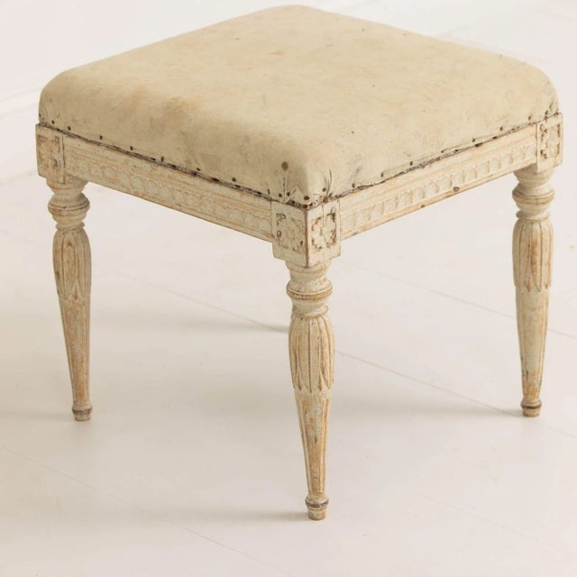 Gustavian (Swedish) 18th Century Swedish Gustavian Period Footstools in Original Paint - Set of 2 For Sale - Image 3 of 12