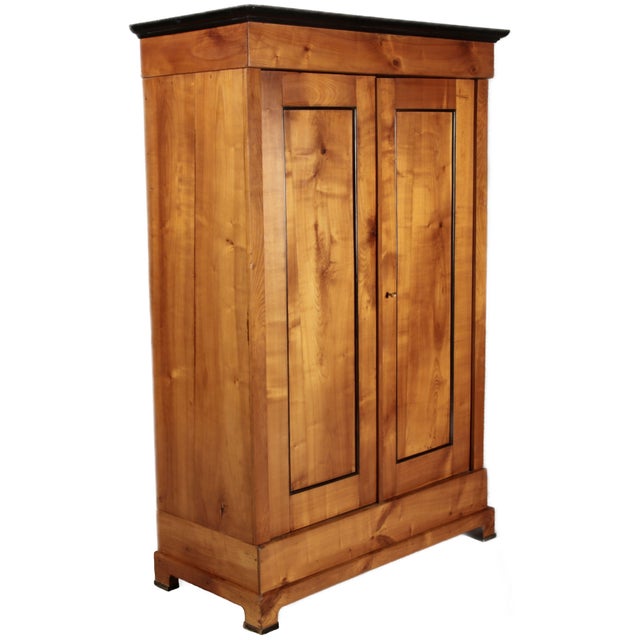 Age and Origin: The cabinet is likely from the 19th century and is likely from Germany. Dimensions: Height approx. 190 cm,...