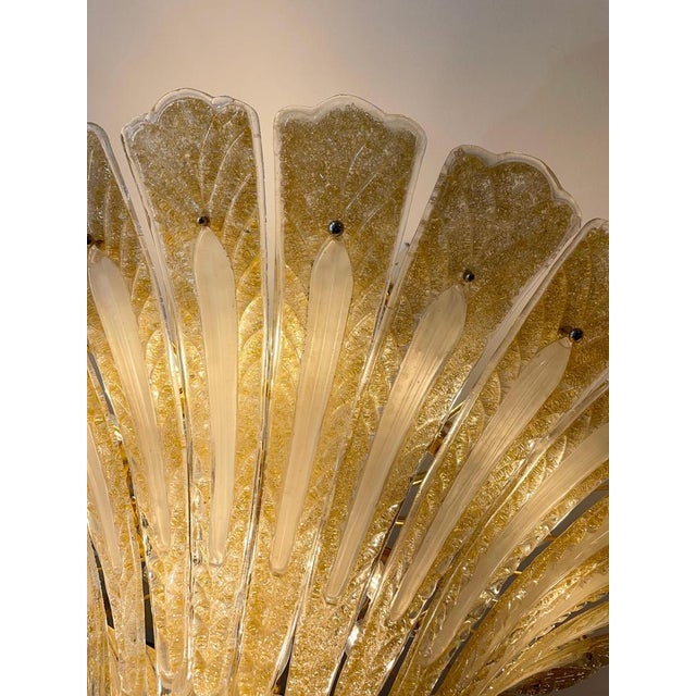 Large Italian Murano Gold Palm Leaf Chandelier, 1970 For Sale - Image 6 of 14