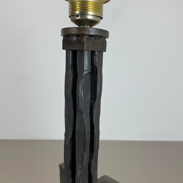 Sculptural Brutalist Cast Iron Table Light attributed to Lothar Klute, Germany, 1970s For Sale - Image 14 of 18