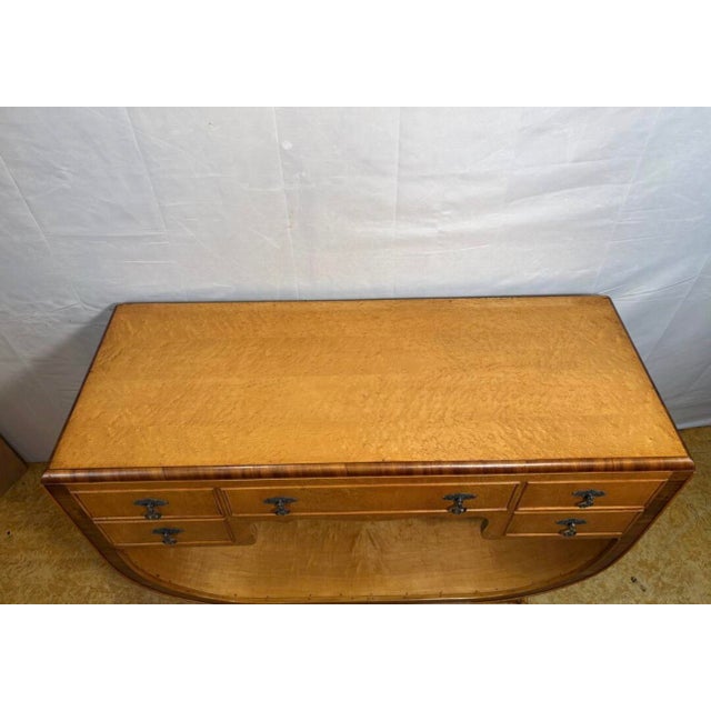 1920s Vintage Art Deco Console Table in Birds Eye Maple, 1920s For Sale - Image 5 of 10