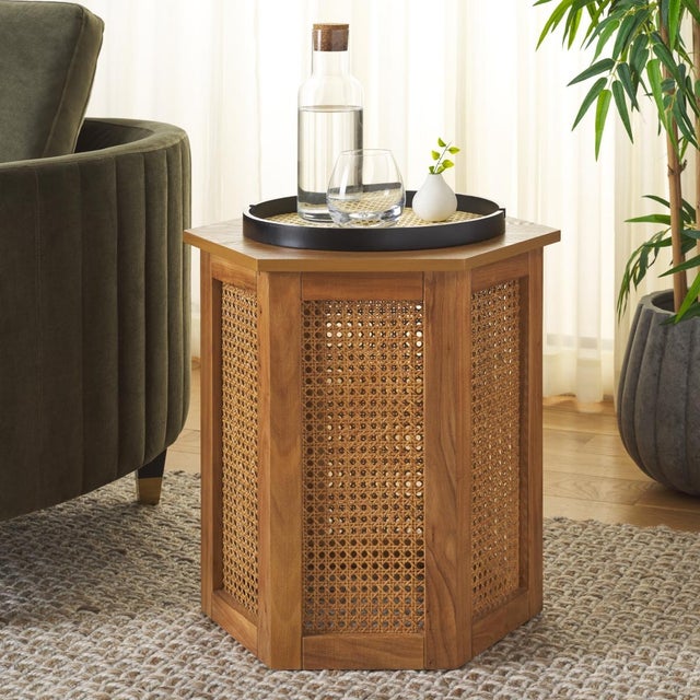 Lend a warm and sophisticated tone to any room with our Danez accent table. Bold geometry and a masterful mix of materials...
