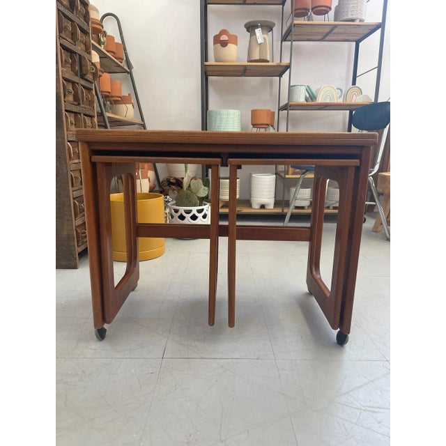 1970s Vintage Danish Modern Nesting Table With Flip Top Three Piece Set of 3 - Uk Import For Sale In Seattle - Image 6 of 10