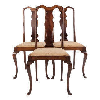 Louis XV Style Dining Chairs in Mahogany with Floral Upholstery, Set of 3 For Sale