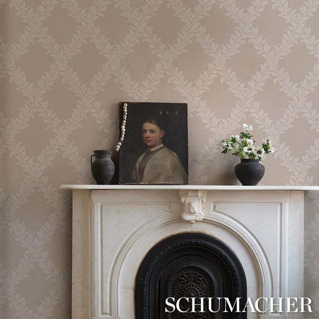 2020s Schumacher Tyninghame Trellis Wallcovering In Neutral For Sale - Image 5 of 6