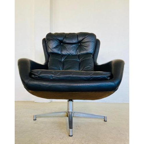 Mid-Century Danish Black Leather Swivel Chair by Bramin from Bramin For Sale - Image 5 of 18
