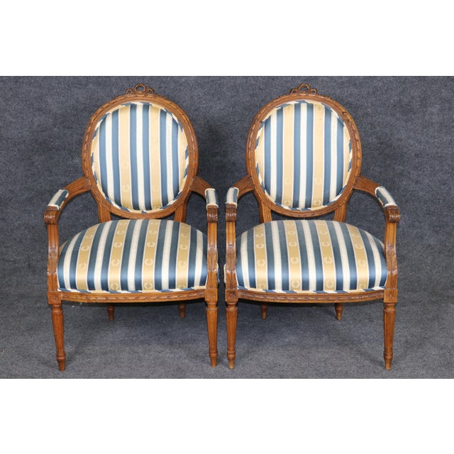 1920s Pair 1920's French Louis XVI Carved Armchairs With Silk Upholstery For Sale - Image 5 of 15