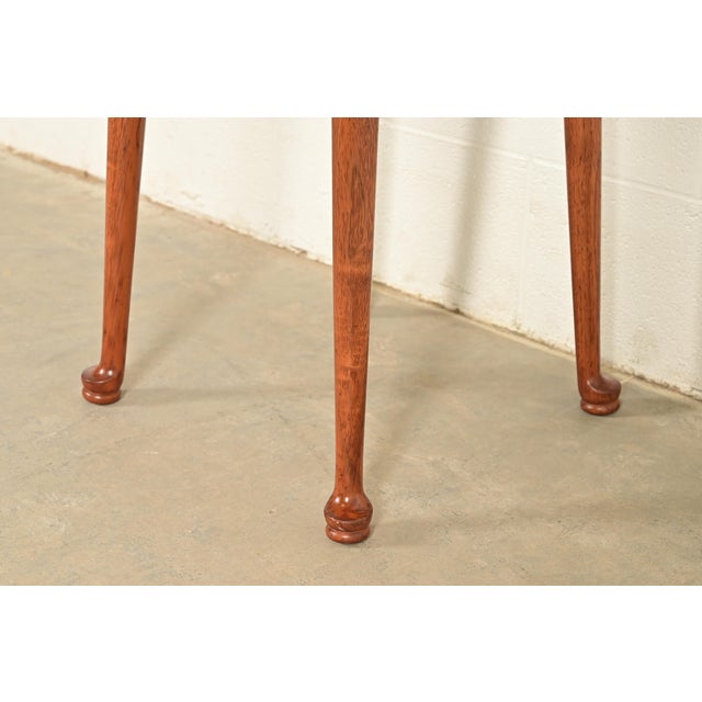 Brown Ethan Allen Style Queen Anne Solid Walnut Tea Table or Occasional Side Table For Sale - Image 8 of 9