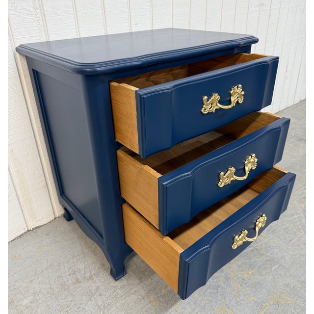 Navy Blue Vintage French Provincial Navy Blue Bachelor Chest Nightstands - Set of 2 For Sale - Image 8 of 9