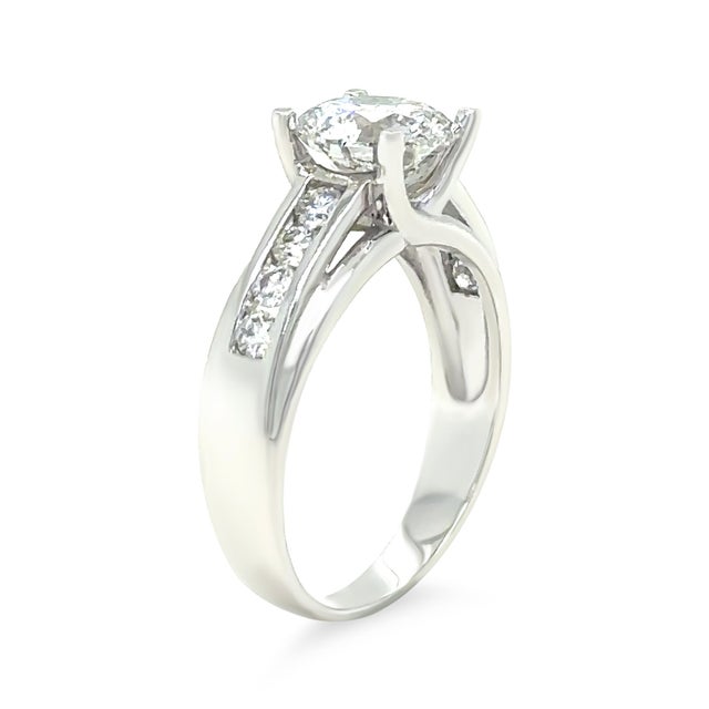 2020s Dcla Platinum Diamond Engagement Ring 2.60ct 6.8g, Size 8.5 For Sale - Image 5 of 9