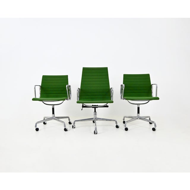 Mid-Century Modern Office Chairs by Charles & Ray Eames for Herman Miller, 1970s, Set of 3 For Sale - Image 3 of 12