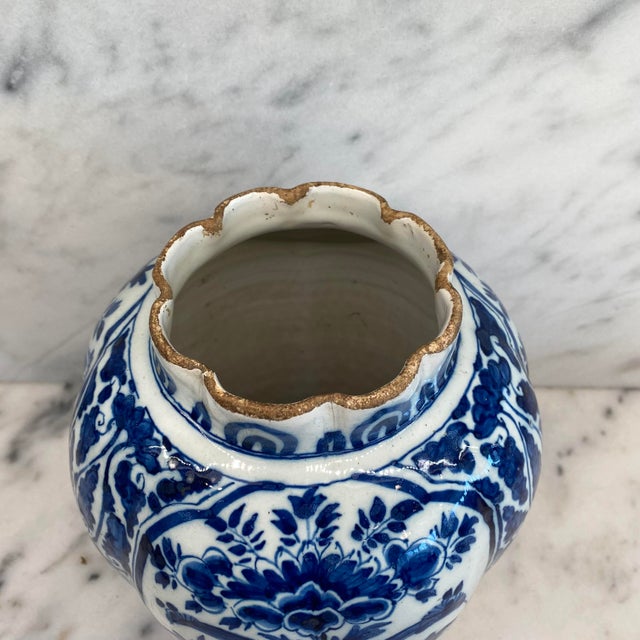 Late 18th Century Dutch Delft Blue and White Hand-Painted Baluster Vase For Sale In Portland, ME - Image 6 of 14