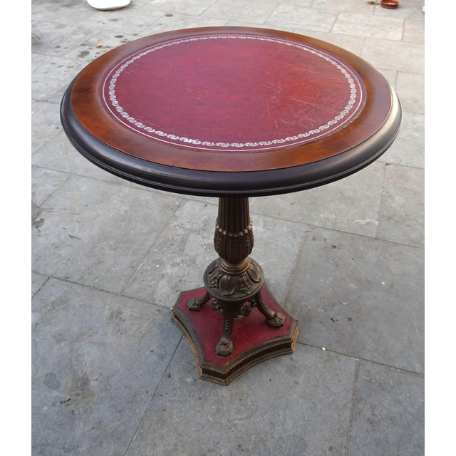 Neo-Classical Side Table in Leather Wood and Bronze, 1970s, in Very Good conditions. Designed 1970 to 1979