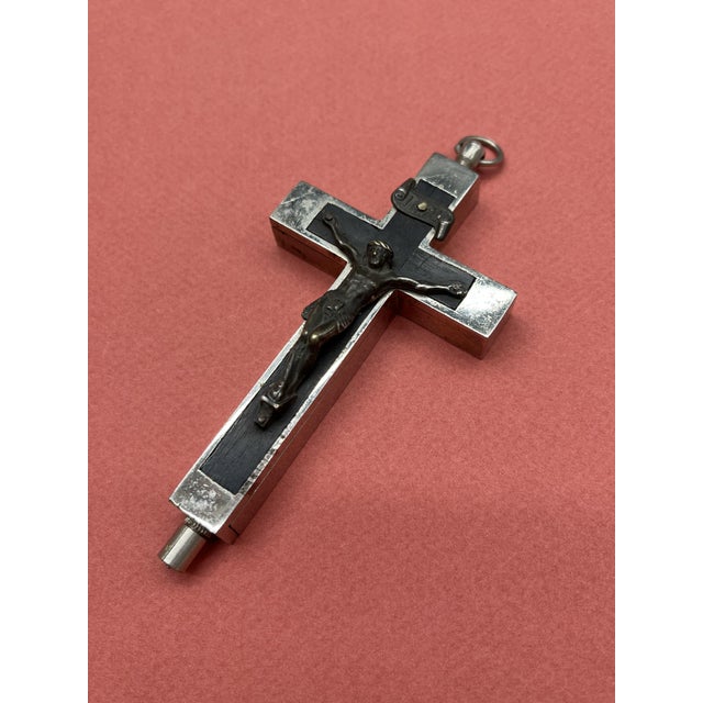 Renaissance Revival Reliquary Cross, Ebony with Intricate Paperole Monastic Filigree Work and Agnus Dei, ca. 1870 For Sale - Image 6 of 11