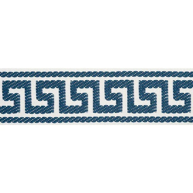 A timeless motif with infinite uses, this narrow Greek key tape is a beautiful silk jacquard weave. Available in several...