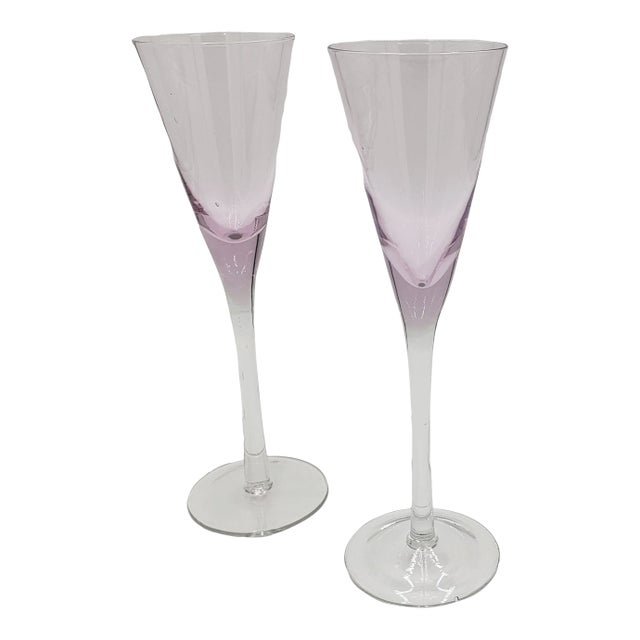 Pair of 1970s Hand-Blown Luminarc Circleware French Flutes/Cocktail Glasses With Pink Stems For Sale