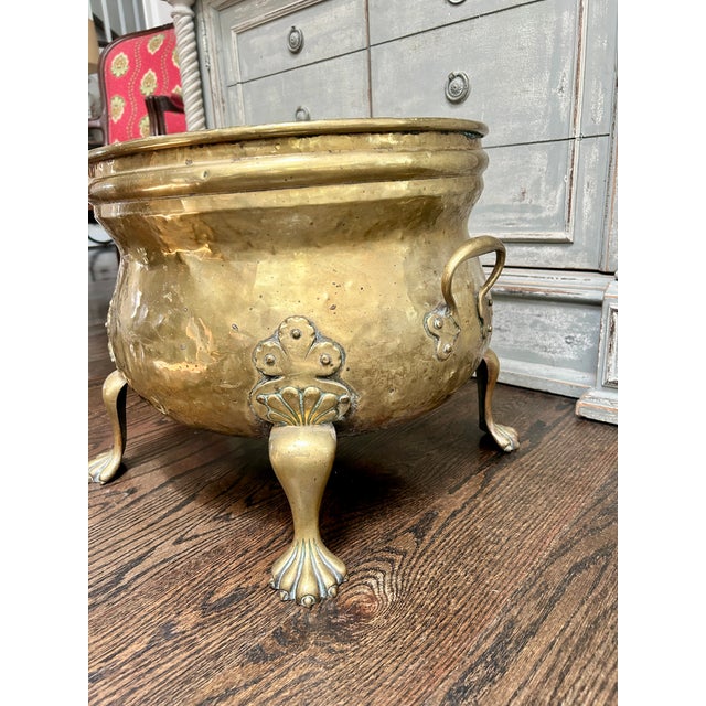Large Antique English Brass Log Bin Planter For Sale In Kansas City - Image 6 of 6