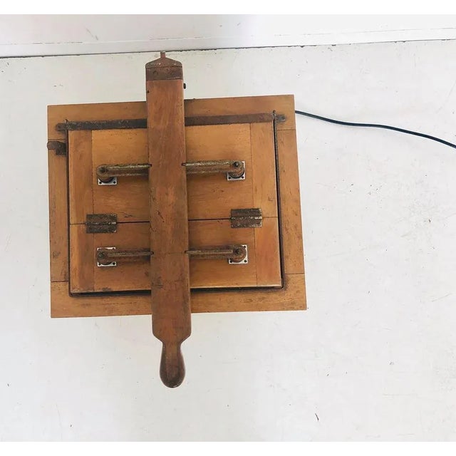 Vintage Diaphanoscope, 1940s For Sale - Image 4 of 13