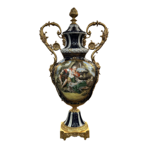 Meissen Porcelain Large Scenic Urn With Removable Lid