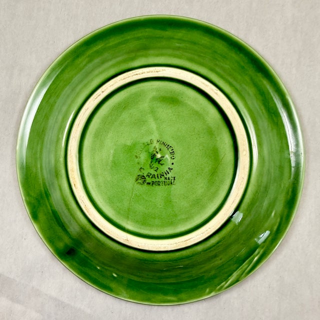 1980s Bordallo Pinheiro Green Grape Vine & Basket Weave Green Plate For Sale In Philadelphia - Image 6 of 9