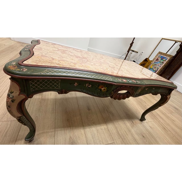 Hollywood Regency Vintage Painted Italian Venetian-Style Chinoiserie Low Coffee Table With Marble Top For Sale - Image 3 of 12