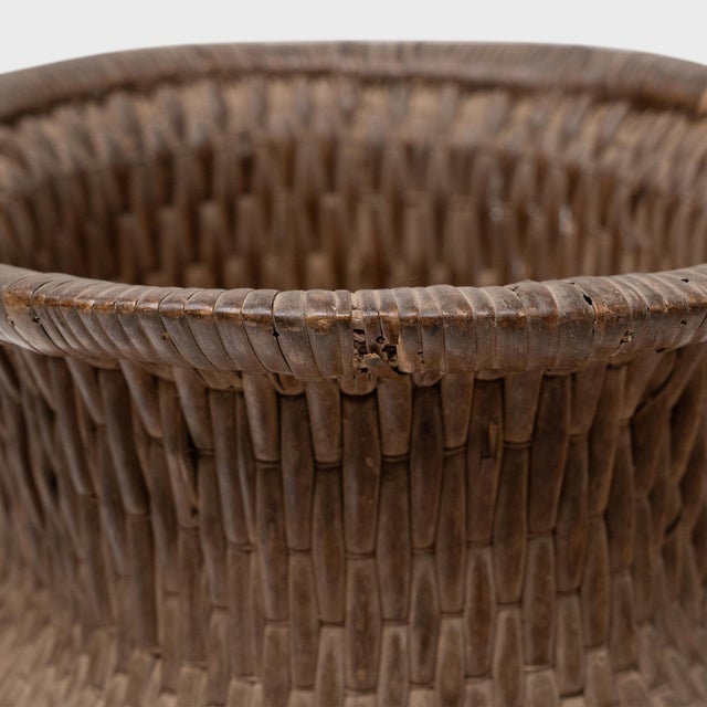 Antique Chinese Woven Fantail Basket For Sale - Image 4 of 4
