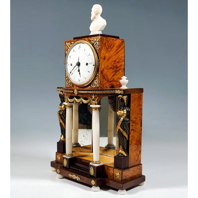 Traditional Viennese Empire Portal Clock with Caryatids and Gilded Fittings, 1810 For Sale - Image 3 of 12