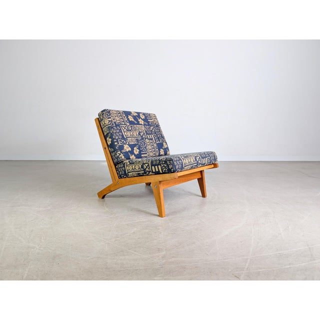 Mid-Century Modern GE370 Chair in Oak by Hans J. Wegner for Getama For Sale - Image 5 of 14