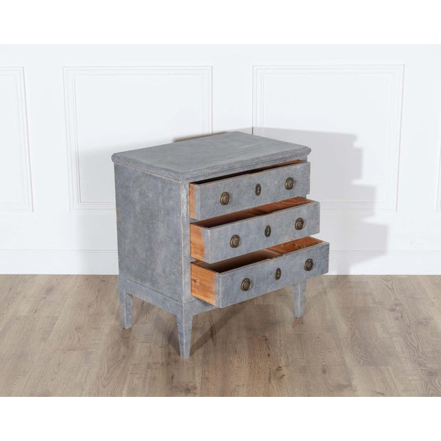 Mid 20th Century Swedish Painted Chest of Drawers in Grey-Blue, circa 1920 For Sale - Image 5 of 8
