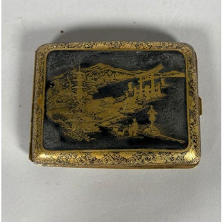 Japanese cigarette case, Meiji era, early 20th century For Sale