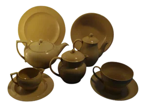 Early 19th Century Neoclassical Wedgwood Creamware Personal Tea Service - Set of 9