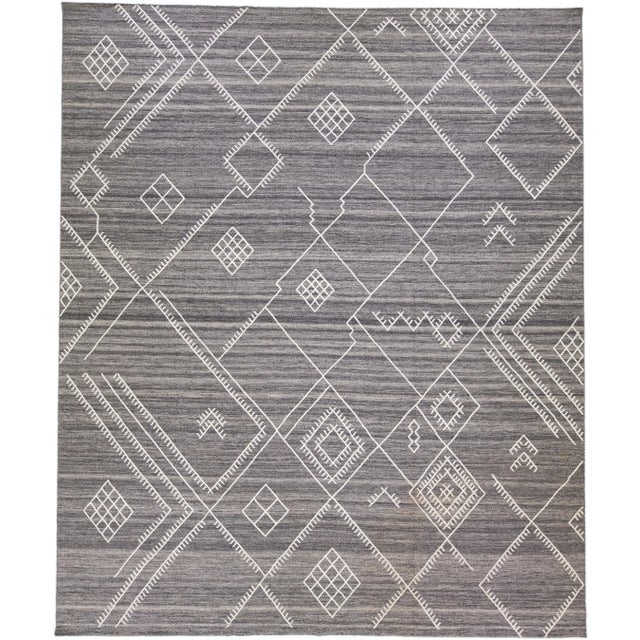 Early 21st Century Modern Oversize Flatweave Kilim Wool Rug With White Geometric Motif by Apadana For Sale In New York - Image 6 of 6