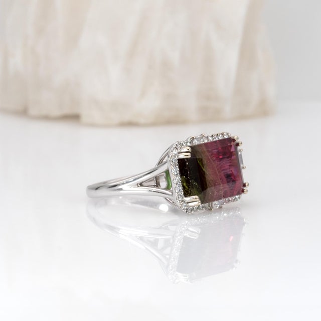 6.6cts Bi-Color Tourmaline Ring With Natural Diamonds Accents: Solid 14k Gold, Size 6.75 For Sale In Columbus - Image 6 of 9