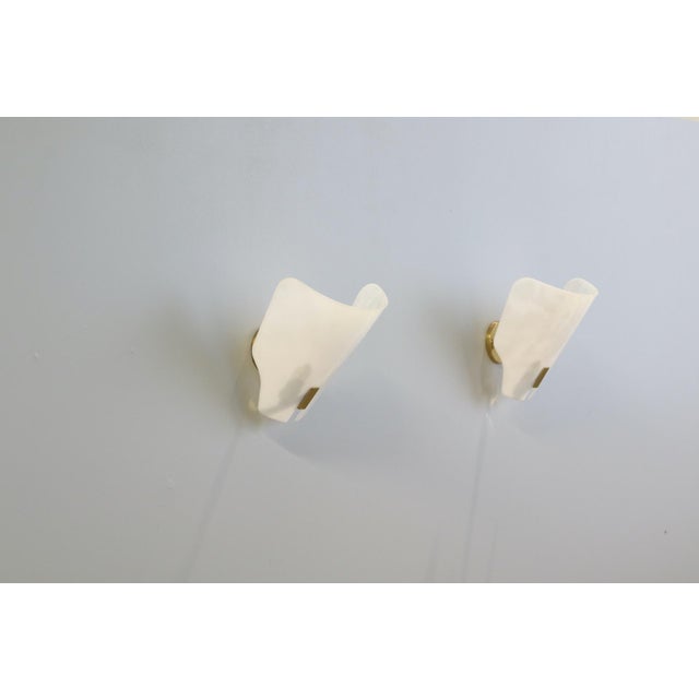 Model 167 PX Methacrylate White Wall Lamps by Gino Sarfatti for Arteluce, 1950s, Set of 2 For Sale - Image 11 of 16