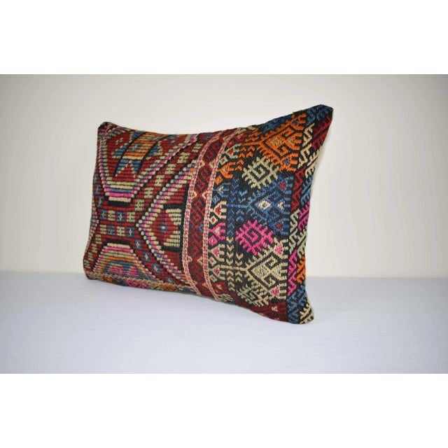 Tribal Vintage Jajim Rug Pillow, Tribal Farm, Oblong Chair 16'' X 24'' (40 X 60 Cm) For Sale - Image 3 of 6