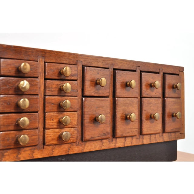 Antique Haberdashery Chest of Drawers in Oak with Display Case, 1910s For Sale - Image 12 of 17