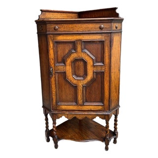 Antique English Tiger Oak Corner Cabinet Barley Twist Jacobean Arts & Crafts For Sale
