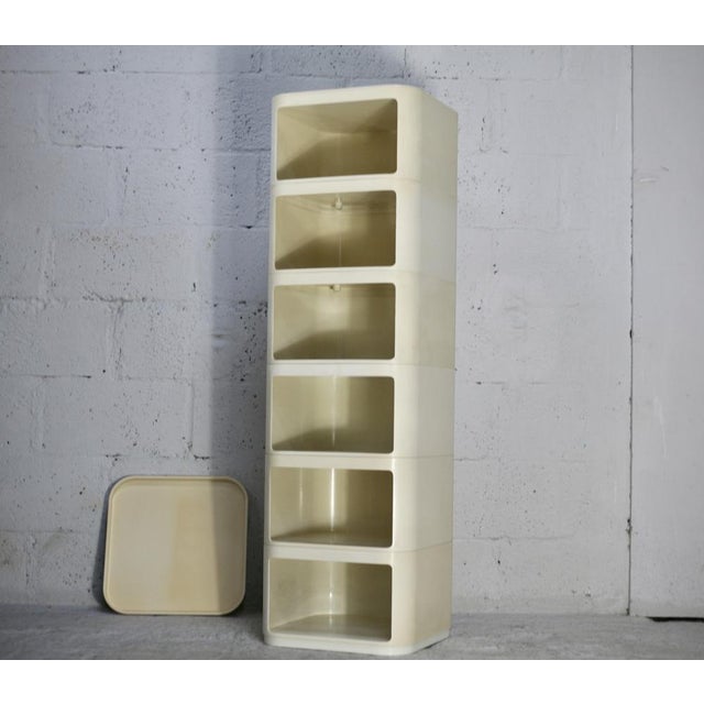 Anna Castelli, Kartell. Storage modules, Circa 1970 6 storage modules and 2 trays Very good condition. Small...