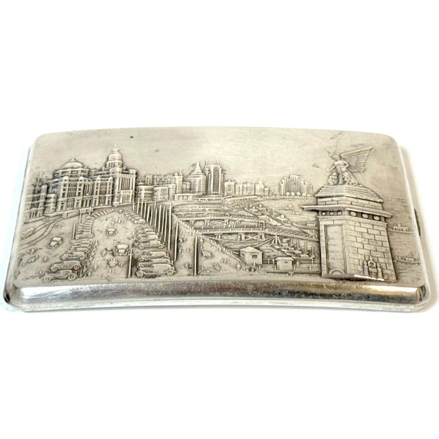 Chinese Export Silver Cigarette Case Depicting the Bund and the Angel of Peace For Sale - Image 4 of 18