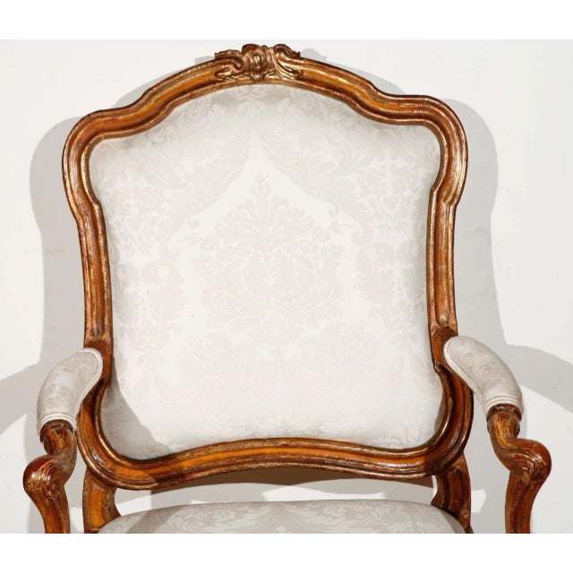 18th c., Italian Rococo-style Chair For Sale In Los Angeles - Image 6 of 10