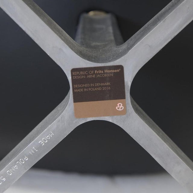 Animal Skin Egg Stool in Black Aura Leather by Arne Jacobsen, 2016 For Sale - Image 7 of 8