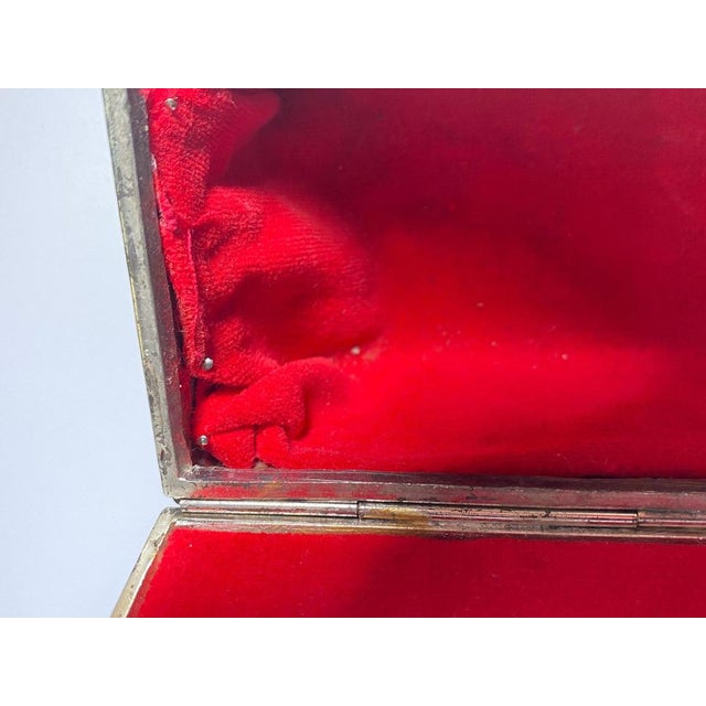 19th Century England Box in Metal & Silver Color For Sale - Image 4 of 14