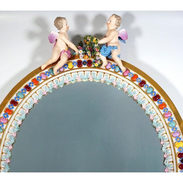 Rococo Large Oval Wall Mirror Crowned with Winged Cupids by Leuteritz for Meissen, 1860s For Sale - Image 3 of 8