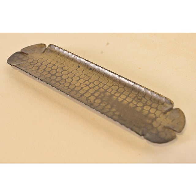 Mission Roycroft Arts & Crafts Brass Finished Hammered Copper Pen Tray, 1920s For Sale - Image 3 of 12