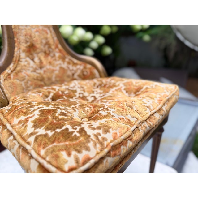 Pair of Vintage Hollywood Regency High-Back Accent Chairs – 1960s Gold Velvet For Sale - Image 4 of 8