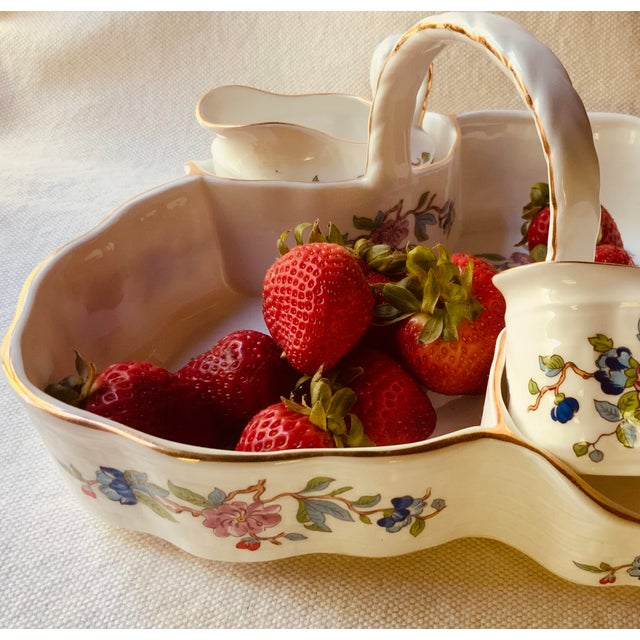 Ceramic Vintage Aynsley "Pembroke" Bone China Strawberry Basket Set - 3 Pieces For Sale - Image 7 of 18